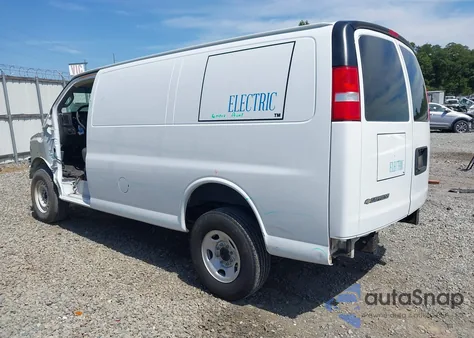 2020 Chevrolet Express Cargo Rwd 2500 Regular Wheelbase Wt из США, поврежденный, VIN 1GCWGAFG8L1266252